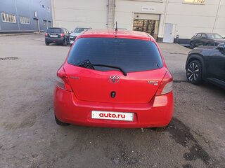 2007 Toyota Yaris II, красный, 270000 рублей, вид 5