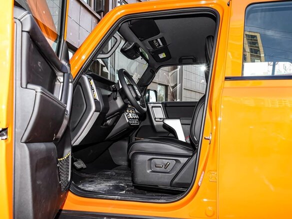 2025 iCar V23 81.76 kWh, оранжевый, 3350000 рублей - вид 9