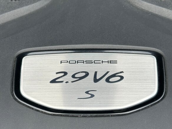 2020 Porsche Cayenne S III, чёрный, 6300000 рублей - вид 24