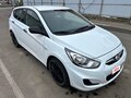 2013 Hyundai Solaris I, белый, 800000 рублей