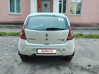 2013 Renault Sandero I, белый, 600000 рублей, вид 3