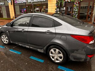 2011 Hyundai Solaris I, серый, 610000 рублей, вид 2