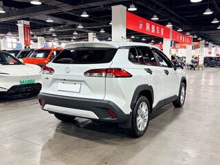 2026 Toyota Corolla Cross I Рестайлинг, белый, 3335111 рублей, вид 4