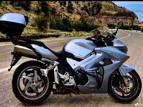 2006 Honda VFR 800, серебристый, 529000 рублей, вид 5