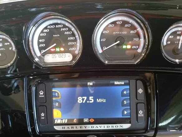 2017 Harley-Davidson Electra Glide, синий, 1670000 рублей - вид 12