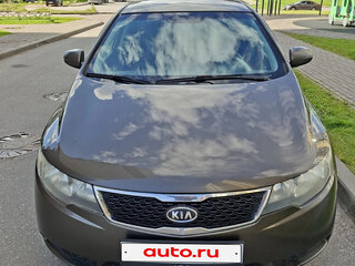 2011 Kia Cerato 5-speed II, золотистый, 610000 рублей, вид 2