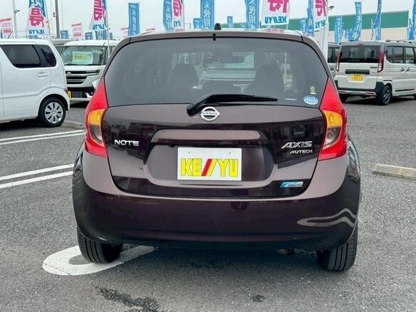 2016 Nissan Note II, коричневый, 750000 рублей - вид 3