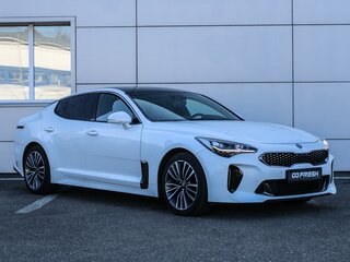 2019 Kia Stinger I, белый, 2890000 рублей, вид 1