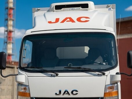 2015 JAC N75, белый, 2100000 рублей, вид 1