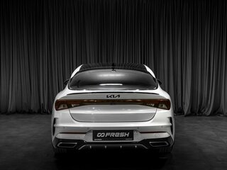 2022 Kia K5 III, белый, 3189000 рублей, вид 4