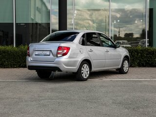 2024 Lada (ВАЗ) Granta I Рестайлинг, серебристый, 630000 рублей, вид 2