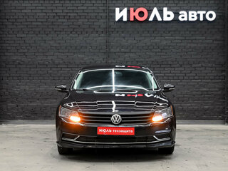 2016 Volkswagen Passat (North America and China) I Рестайлинг, чёрный, 1350000 рублей, вид 2