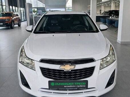 2015 Chevrolet Cruze I Рестайлинг, белый, 579000 рублей, вид 2