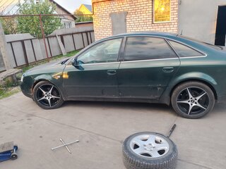 1998 Audi A6 II (C5), зелёный, 400000 рублей, вид 3