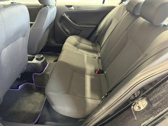 2013 Volkswagen Jetta VI, чёрный - вид 13