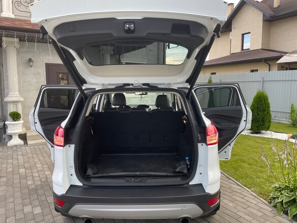 2015 Ford Kuga II, белый, 1165000 рублей - вид 26