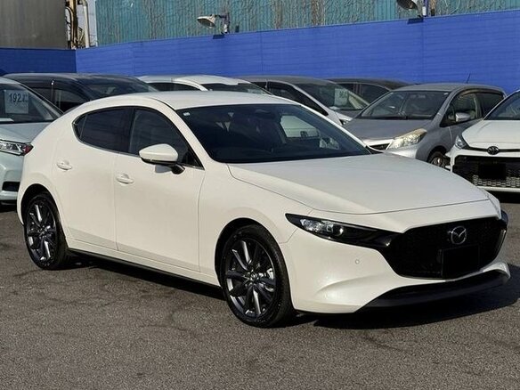 2022 Mazda 3 IV (BP), белый - вид 3