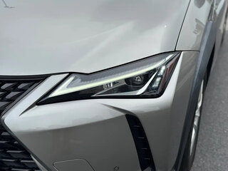 2023 Lexus UX 200 I, бежевый, 2335000 рублей, вид 3