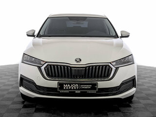 2021 Skoda Octavia IV (A8), белый, 1990000 рублей, вид 2