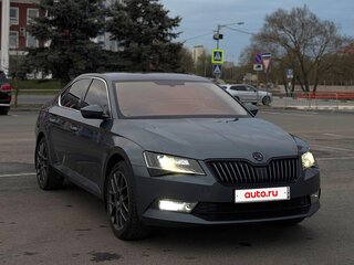 2018 Skoda Superb III, серый, 1670000 рублей, вид 3