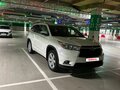 2014 Toyota Highlander III (XU50), белый, 2700000 рублей