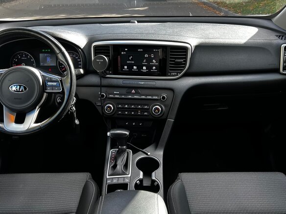 2020 Kia Sportage IV Рестайлинг, белый - вид 4