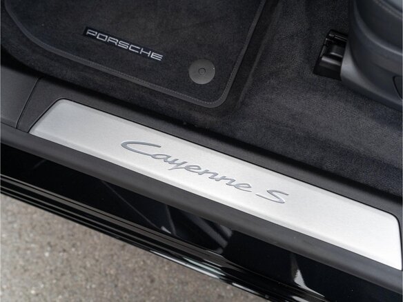 2026 Porsche Cayenne S Electric Coupé IV, чёрный, 25630000 рублей - вид 30