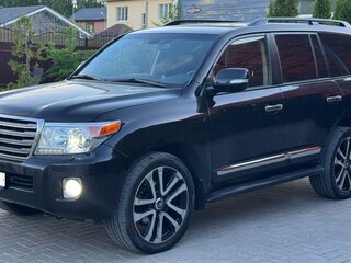 2012 Toyota Land Cruiser 200 Series Рестайлинг 1, чёрный, 3500000 рублей, вид 1