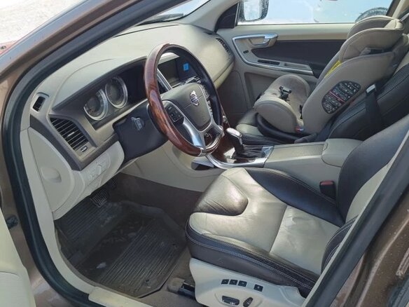 2012 Volvo XC60 I, коричневый, 1350000 рублей - вид 6
