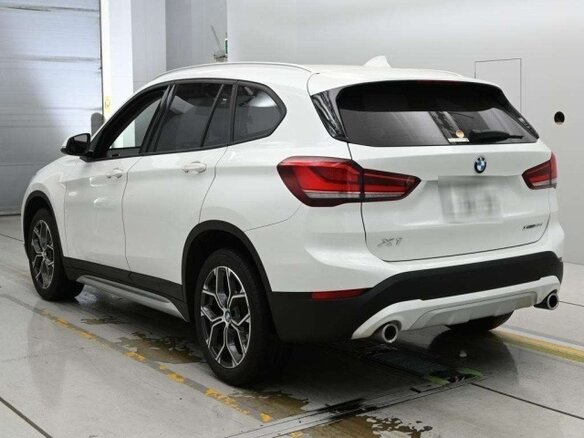 2021 BMW X1 18d xDrive II (F48) Рестайлинг, белый, 1935000 рублей - вид 5