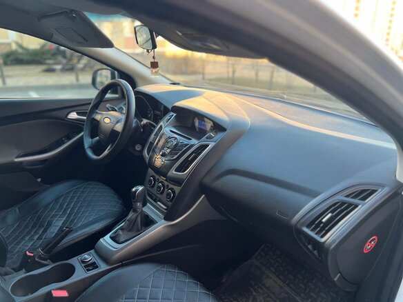 2011 Ford Focus III, белый, 580000 рублей - вид 12