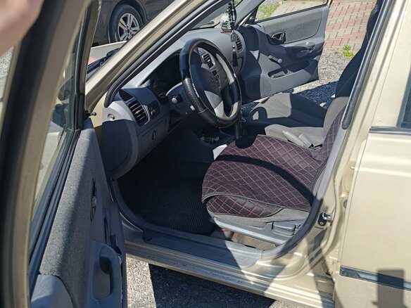 2005 Hyundai Accent ТагАЗ II, бежевый, 430000 рублей - вид 9
