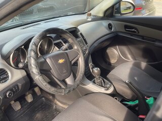 2012 Chevrolet Cruze I, серый, 550000 рублей, вид 4