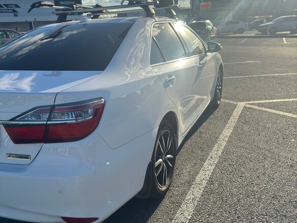 2017 Toyota Camry VII (XV50) Рестайлинг 2, белый, 2270000 рублей - вид 3