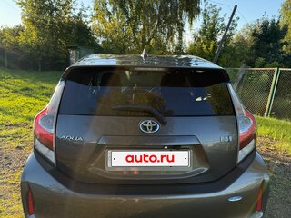 2018 Toyota Aqua I Рестайлинг 2, серый, 1190000 рублей, вид 4