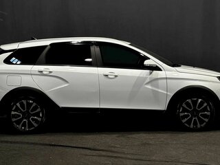 2024 Lada (ВАЗ) Vesta SW Cross I Рестайлинг (NG), белый, 1440000 рублей, вид 4