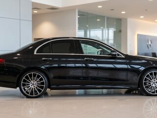 2021 Mercedes-Benz E-Класс 250 V (W213, S213, C238) Рестайлинг, чёрный, 5150000 рублей, вид 3