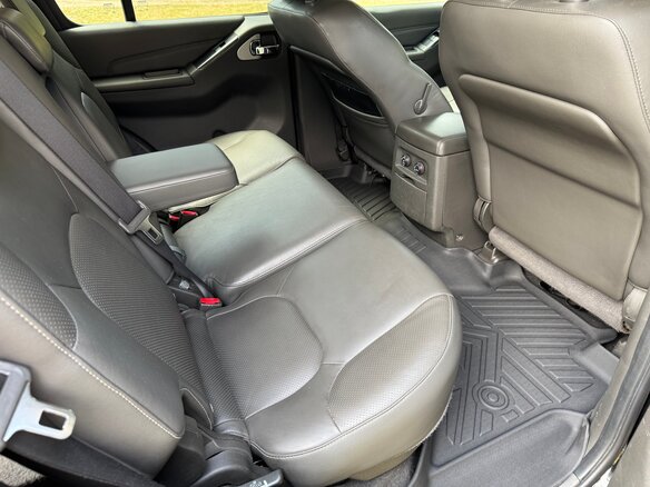 2013 Nissan Pathfinder III Рестайлинг, чёрный, 3000000 рублей - вид 17