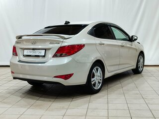 2015 Hyundai Solaris I Рестайлинг, бежевый, 950000 рублей, вид 4