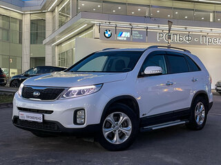 2017 Kia Sorento II Рестайлинг, белый, 1747000 рублей, вид 1