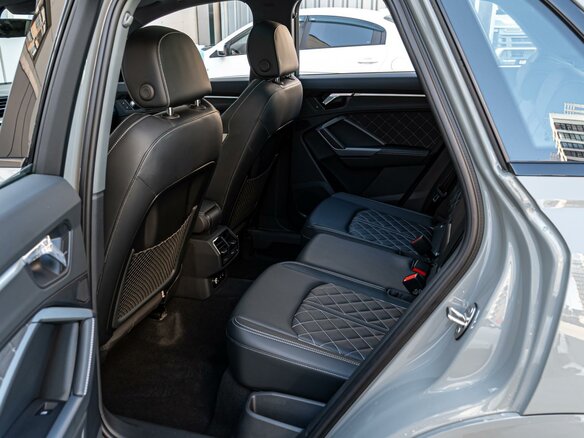 2026 Audi Q3 TFSI III (FJ), серый, 3950000 рублей - вид 10