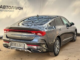 2021 Kia K5 III, серый, 2486890 рублей, вид 5