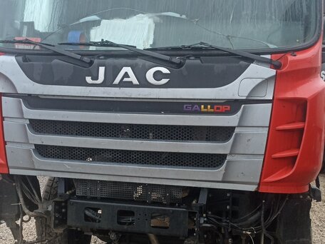 2021 JAC N350, красный, 2500000 рублей, вид 2