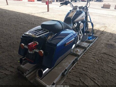 2017 Harley-Davidson Road King, чёрный, 844283 рублей, вид 2