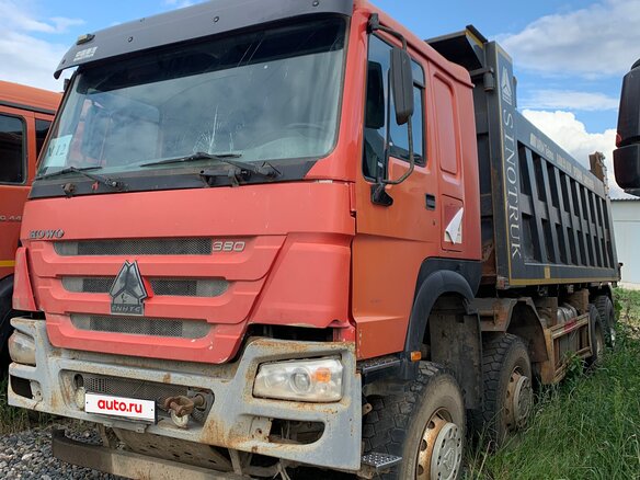 2021 Sinotruk Howo ZZ3407, красный, 2768500 рублей