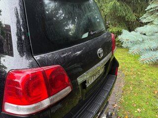 2010 Toyota Land Cruiser 200 Series, чёрный, 3080000 рублей, вид 3