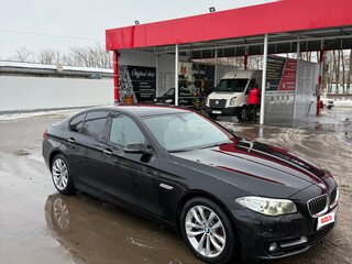 2015 BMW 5 серии 520i VI (F10/F11/F07) Рестайлинг, чёрный, 2370000 рублей, вид 3