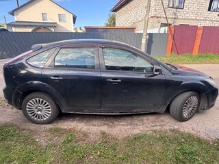 2010 Ford Focus II Рестайлинг, чёрный, 435000 рублей, вид 3