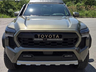 2026 Toyota Tacoma IV, серый, 9150999 рублей, вид 2