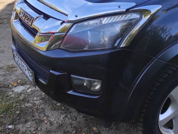 2017 Isuzu D-Max II, чёрный, 2800000 рублей - вид 32